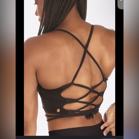 Mika Yoga Wear Tops - Mika yoga Viento crop